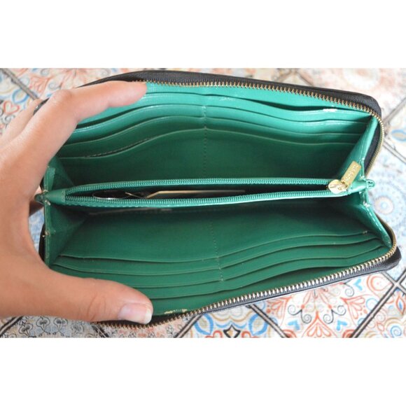 Fossil Wallet Black Leather Zip Around Accordion Wristlet Kelly Green Interior - Picture 4 of 11
